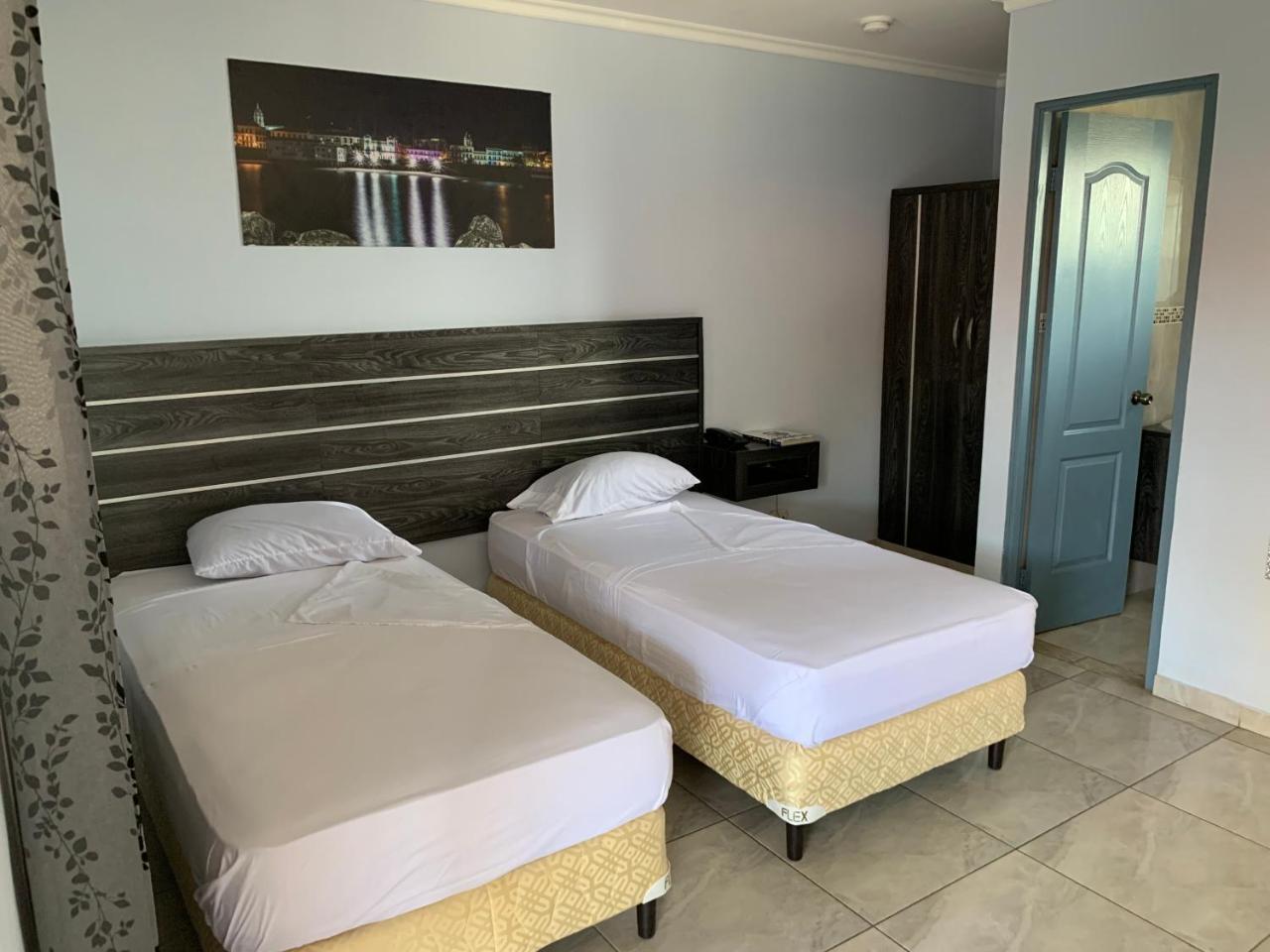Residencial Aguadulce Hotell Aguadulce  Exteriör bild